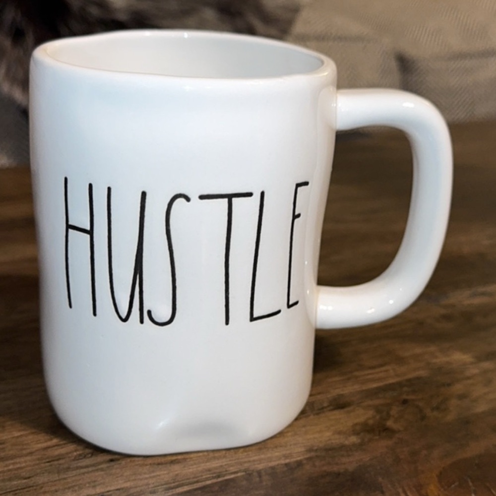 SALE! Firm Rae Dunn white ceramic coffee/tea mug/cup ‘HUSTLE’
